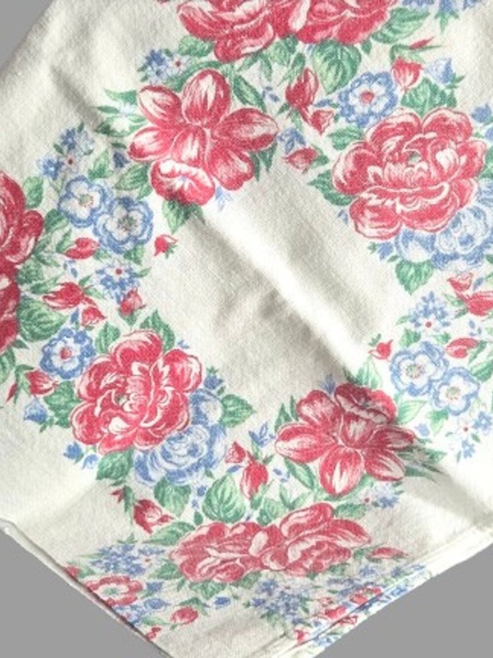 Vintage 1950s Pink Rose Floral Tablecloth - Retro Cottagecore Table Linen